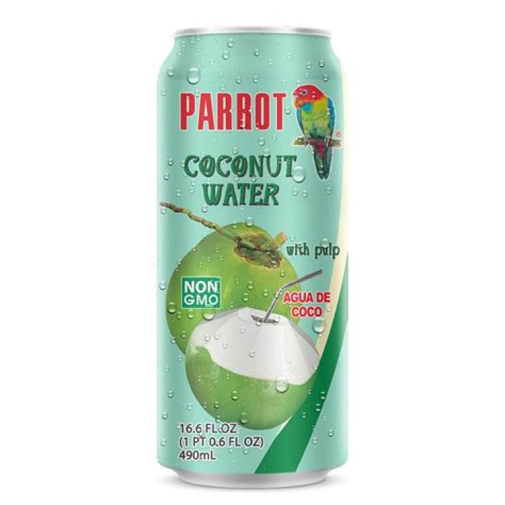 Can parrots drink coconut water?