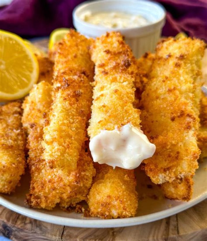 Can you eat fish fingers with mayonnaise?