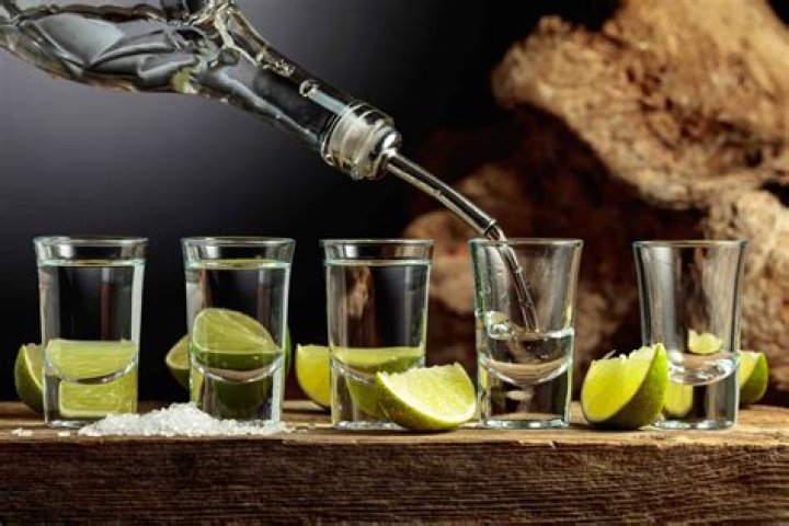 How many carbs are in tequila?