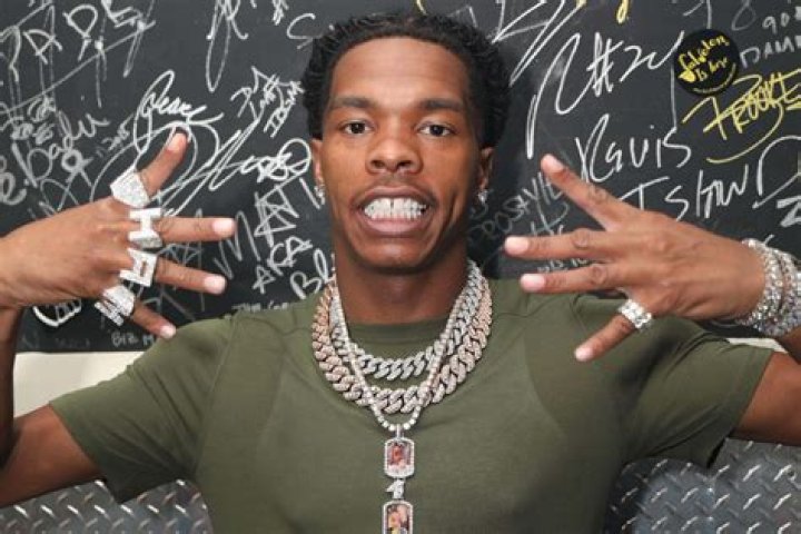 How much does Lil Baby make per show?