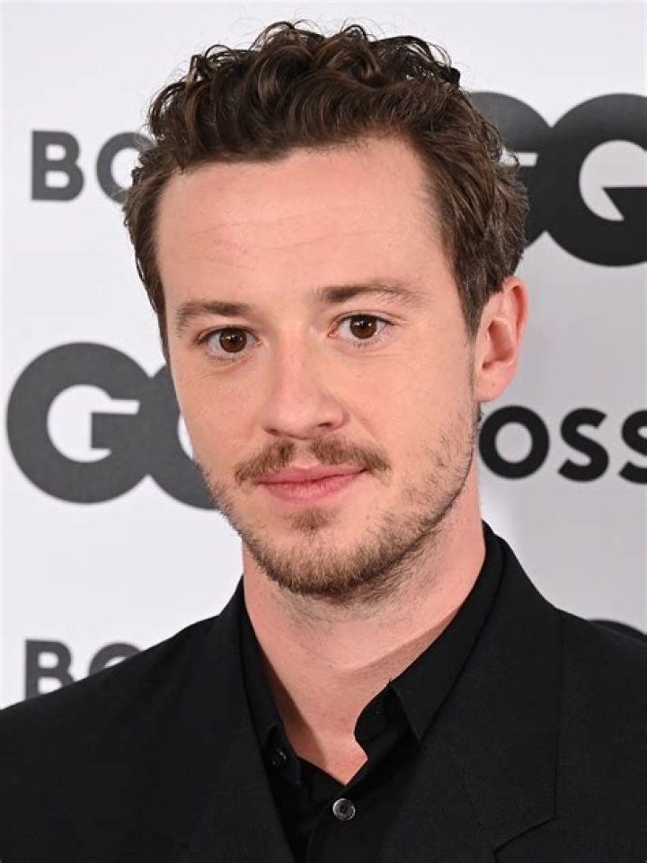 How old is Joseph Quinn?