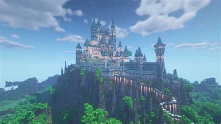 What seed in Minecraft has a castle?