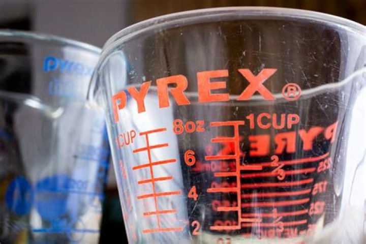 What temperature does Pyrex crack at?